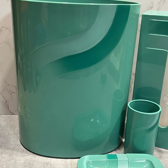 Vintage seafoam teal plastic bathroom accessories waste bin cup soap dish tissue - Picture 4 of 16
